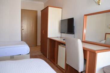 هتل Grand Milano