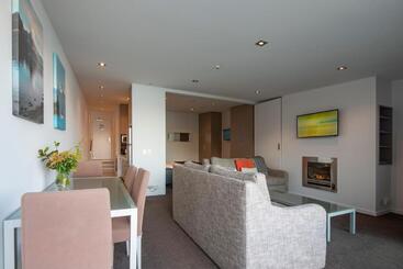 هتل Highview Apartments