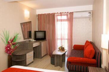 هتل Kotva  All Inclusive