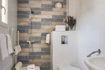 هتل Le Neptune & Spa