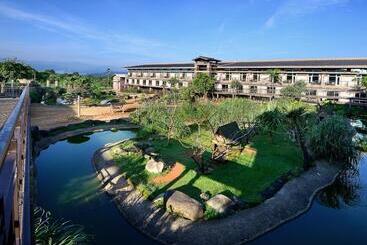 هتل Leofoo Resort Guanshi