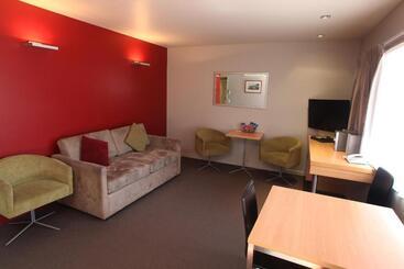 هتل Park View Motor Lodge