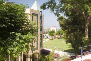 هتل Robinson Pamfilya   All Inclusive