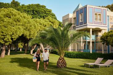 هتل Robinson Pamfilya   All Inclusive