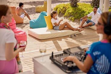 هتل Robinson Pamfilya   All Inclusive