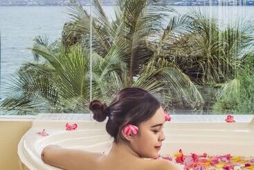 Swiss Belhotel Silae Palu