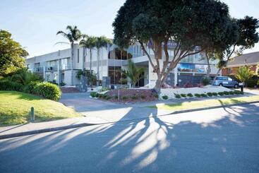 هتل VR Takapuna