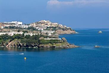 Litsa Mare Apartments