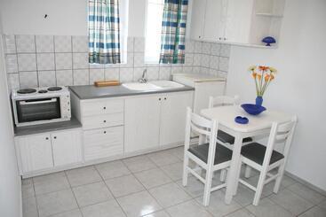 Litsa Mare Apartments