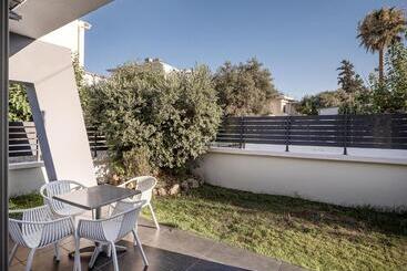 Nontas Suites