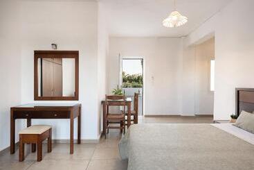 Nontas Suites