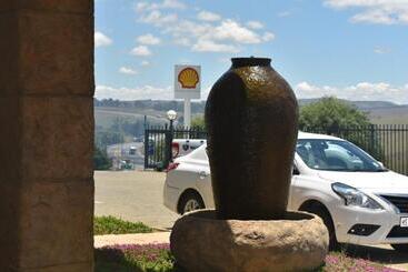 Protea Hotel By Marriott Harrismith Montrose