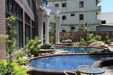 Sun Spring Resort