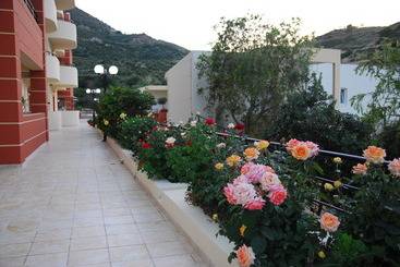 Elpis Studio Apartments