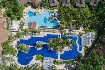 Henann Resort Alona Beach