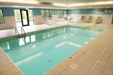 Holiday Inn Express Hotel & Suites Elkhart South, An Ihg