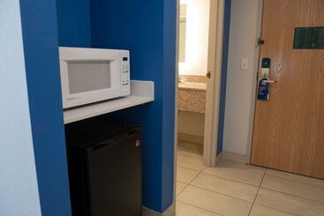 Holiday Inn Express Hotel & Suites Elkhart South, An Ihg