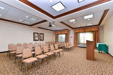 Holiday Inn Express Hotel & Suites Las Cruces, An Ihg