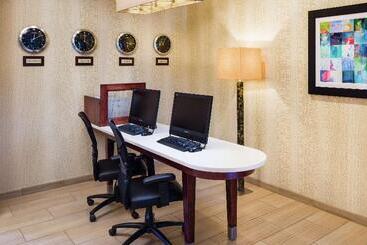 Homewood Suites By Hilton Virginia Beach/norfolk Airport