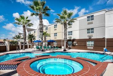 هتل Candlewood Suites Galveston, An Ihg