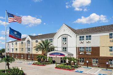 هتل Candlewood Suites Galveston, An Ihg
