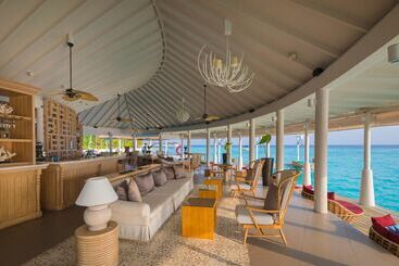 هتل Centara Grand Island Resort & Spa Maldives