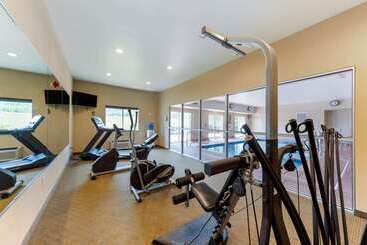 هتل Comfort Inn Near University