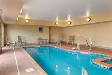 هتل Comfort Inn Near University
