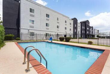هتل Country Inn & Suites By Radisson, Shreveportairport, La
