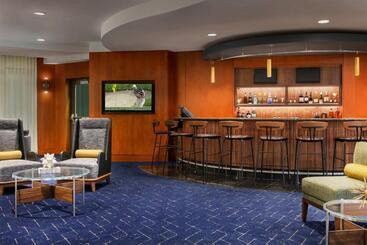 هتل Courtyard Lancaster