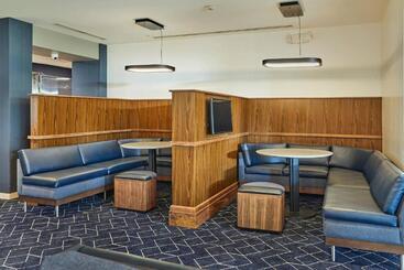 هتل Courtyard Medford Airport