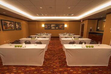 هتل Courtyard By Marriott Oklahoma City Downtown