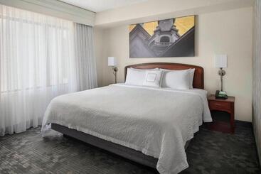 هتل Courtyard By Marriott Princeton