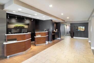 هتل Courtyard By Marriott Princeton