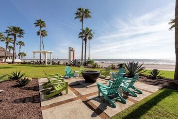 Doubletree By Hilton Hotel Galveston Beach