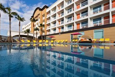Doubletree By Hilton Hotel Galveston Beach