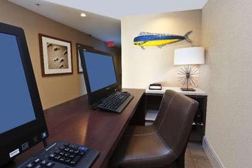 Doubletree By Hilton Hotel Galveston Beach