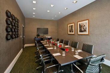 Doubletree By Hilton Hotel Galveston Beach