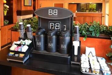 هتل Fairfield Inn Greensboro Airport