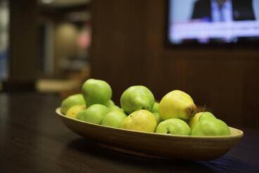 هتل Fairfield Inn & Suites Idaho Falls
