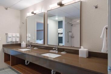 هتل Fairfield Inn & Suites Rapid City