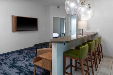 هتل Fairfield Inn & Suites Rapid City