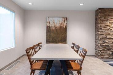هتل Fairfield Inn & Suites Rapid City
