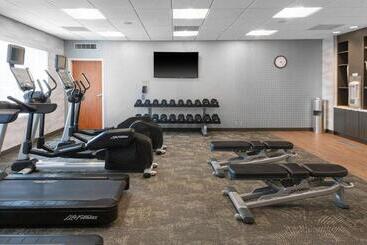 هتل Fairfield Inn & Suites Rapid City