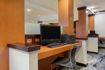 酒店 Fairfield Inn & Suites By Marriott Rockford