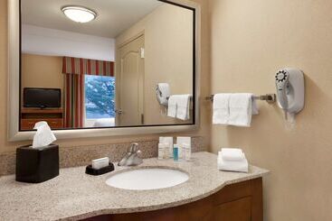 هتل Hampton Inn & Suites Hartford/east Hartford