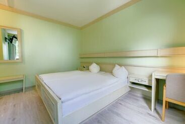 هتل Hannover Airport By Premiere Classe