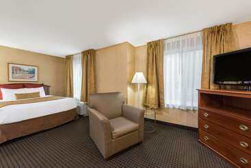 هتل Hawthorn Suites By Wyndham Lancaster