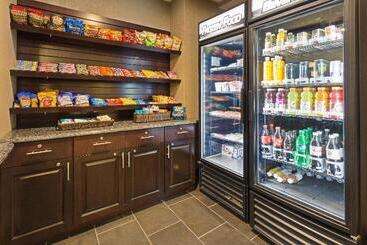 ホテル Holiday Inn Express & Suites Rapid City, An Ihg