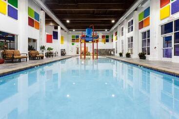 ホテル Holiday Inn Express & Suites Rapid City, An Ihg